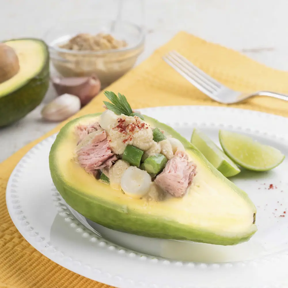 Palta rellena con atún