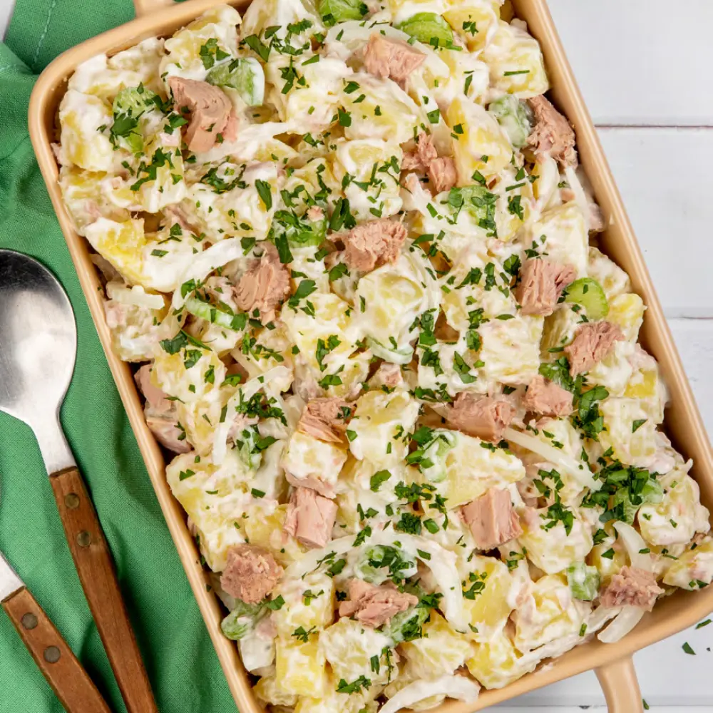 Ensalada de papa con atún