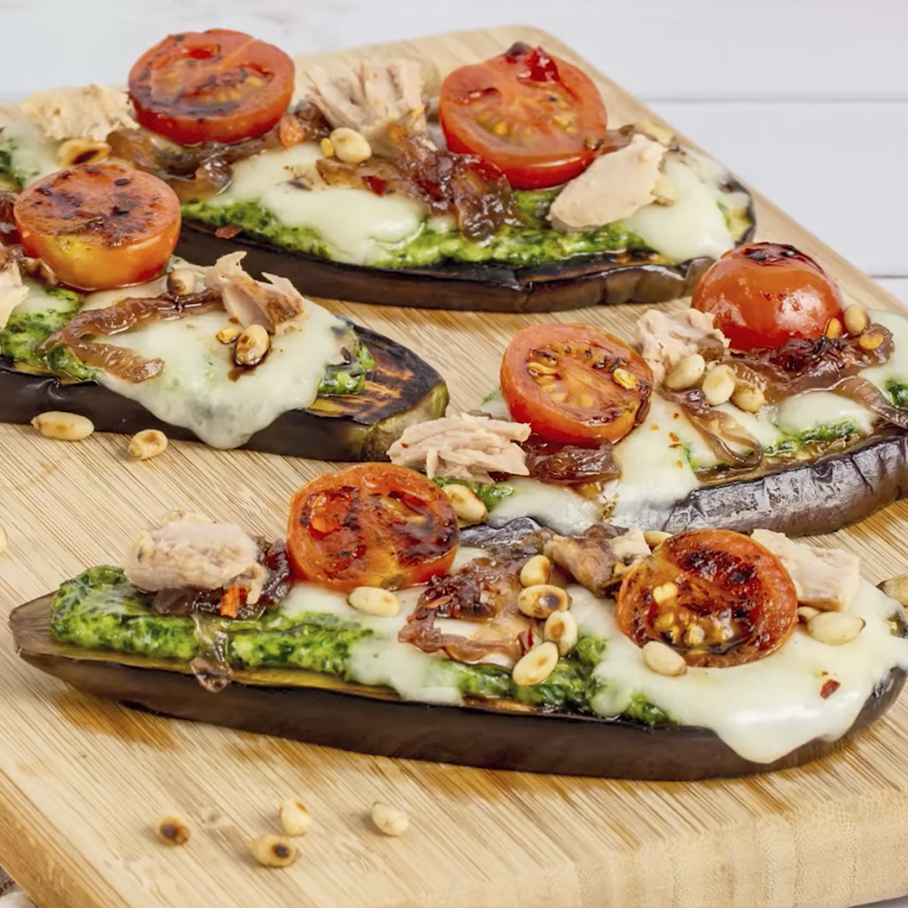 Mini pizzas de berenjena con atún